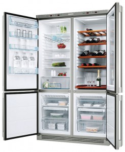 Характеристики Холодильник Electrolux ERF 37800 WX фото